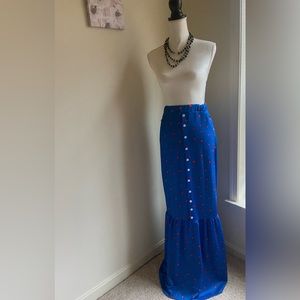 Women's Maxi heart skirt.